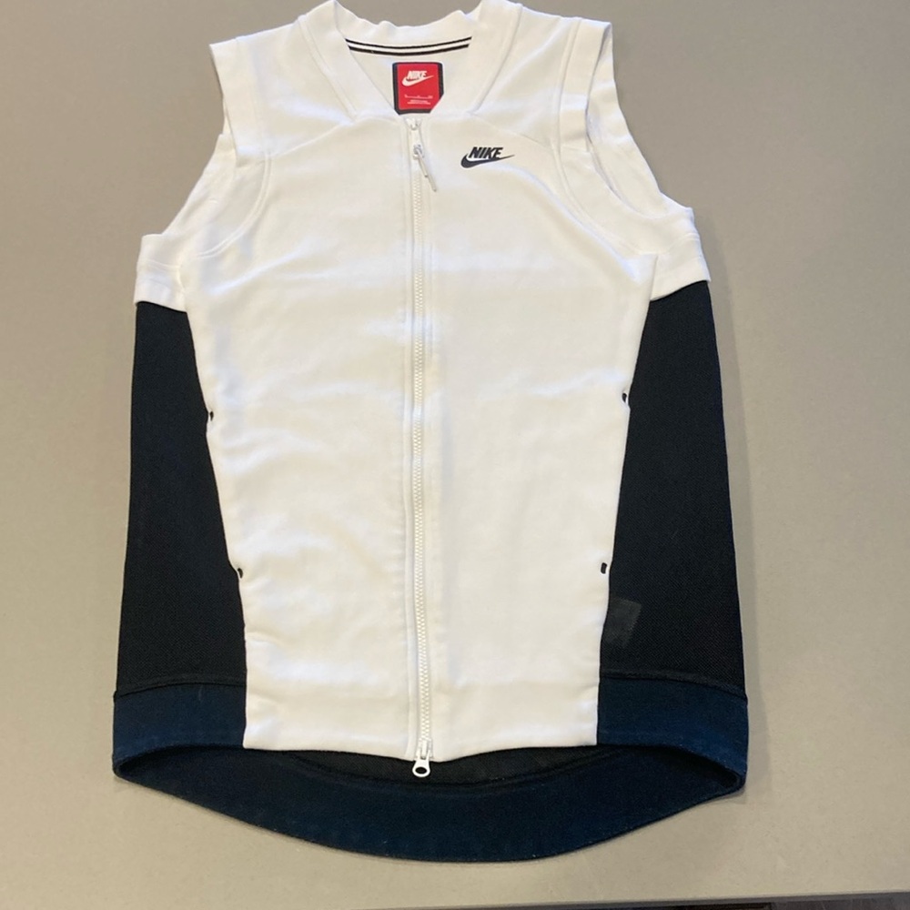 Nike Tech Fleece Mesh Cocoon Vest Size Smalll